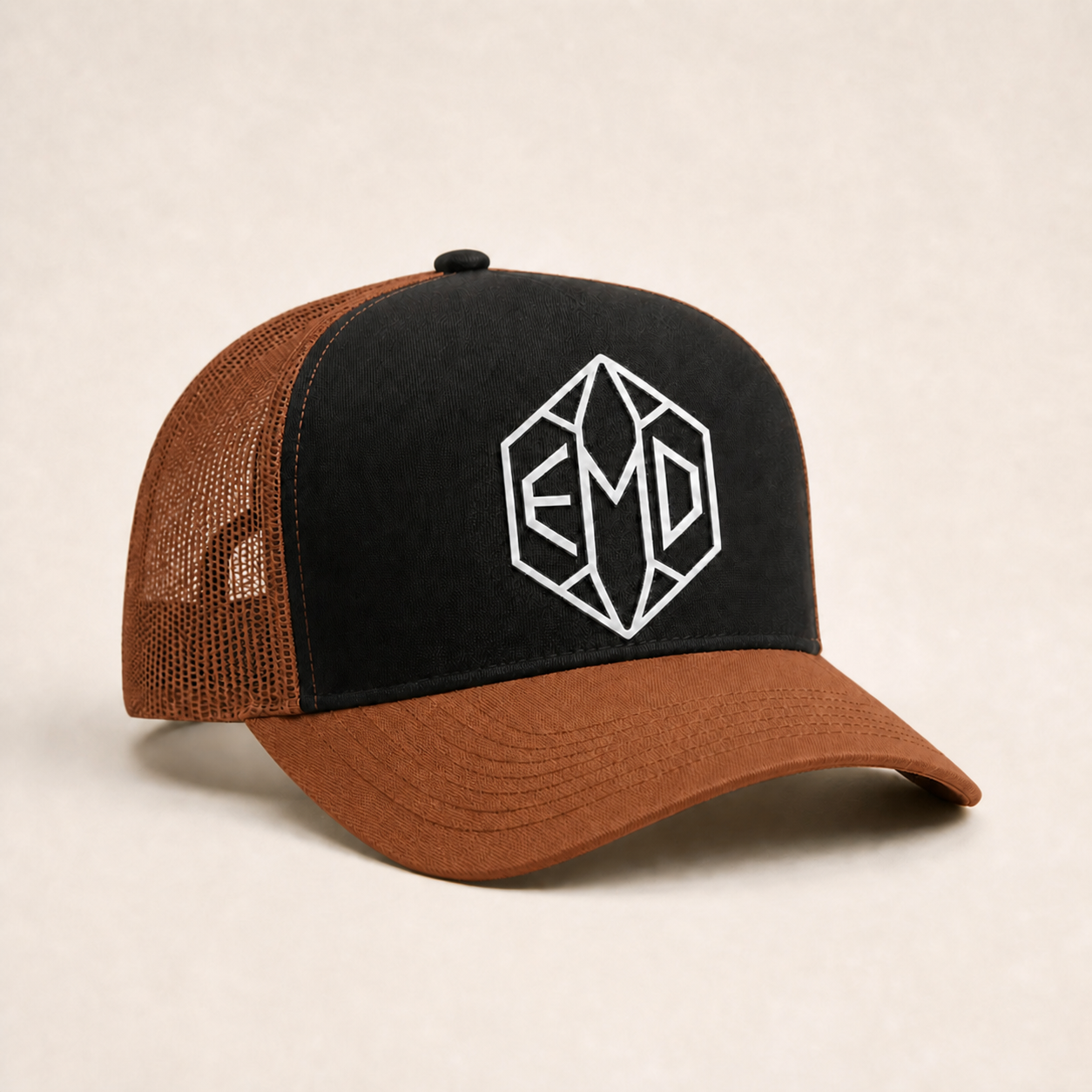 Bone Emerald - EMD Diamante Outline - Preto Marrom